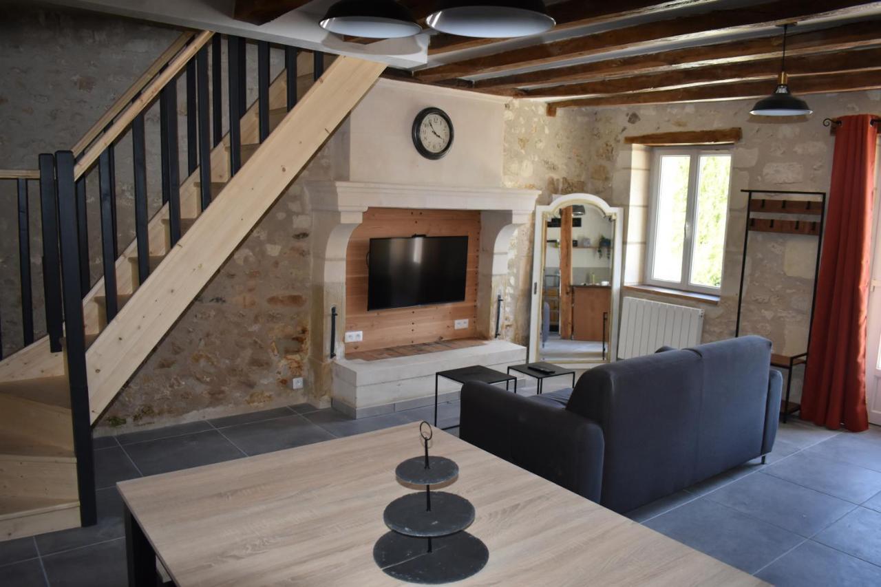 Maison De Charme Ligueil Extérieur photo